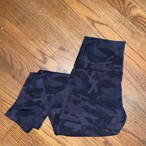 Camo wunder under